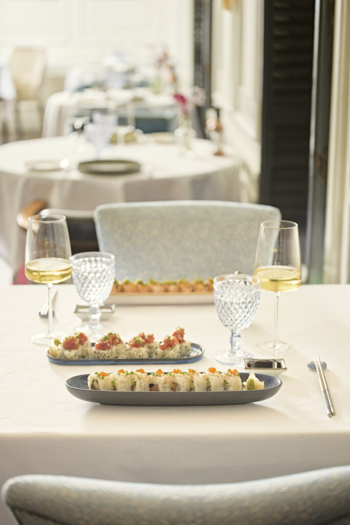 Fotografía gastronómica de sushi en el restaurante del Only YOU Boutique Hotel Madrid